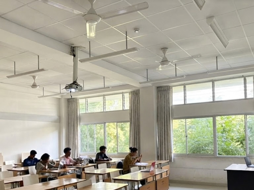 Sala de Aula Departamentu Engenharia Eletrónica e Elétrica