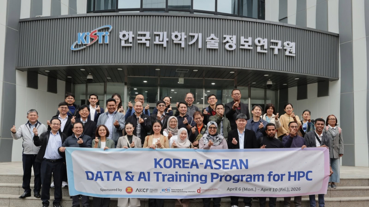 FECT Nia Dosente Partisipa Treinamentu Internasionál Iha Nasaun Korea Kona-ba “Data & Artificial Intelligence For High Performance Computing (HPC)”