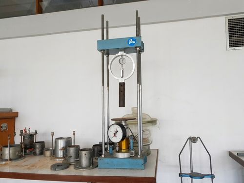 California Bearing Ratio (CBR)