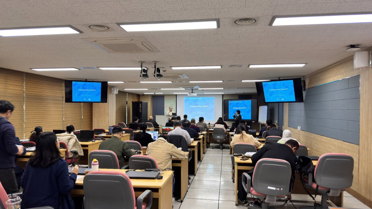 FECT Nia Dosente Partisipa Treinamentu Internasionál Iha Nasaun Korea Kona-ba “Data & Artificial Intelligence For High Performance Computing (HPC)”