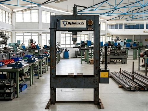 Hydraulic press