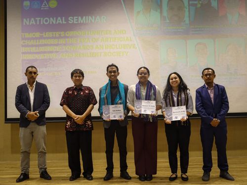 Orador Sira iha Seminariu Nasional